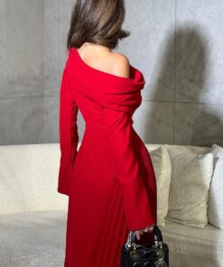 Alternative view of فساتين سهرة لون أحمر