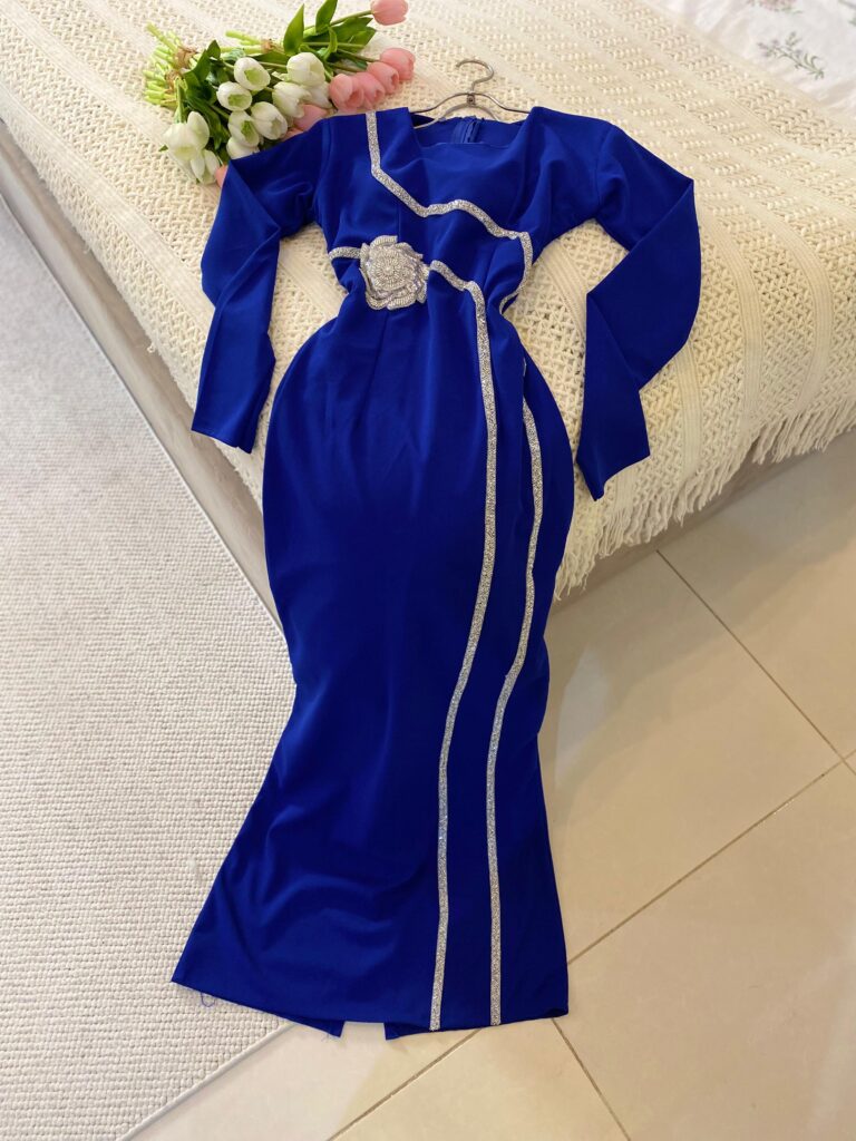 ⁦فساتين سهرة لون ازرق⁩ - الصورة ⁦4⁩