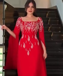 فستان سهرة احمر ناعم