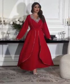 فساتين لون احمر