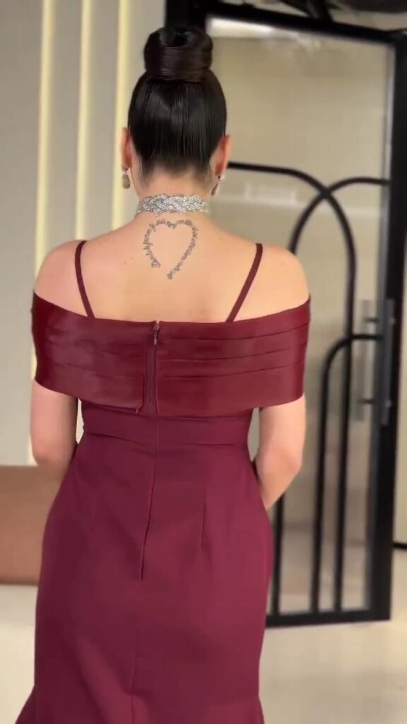 ⁦فستان سهرة فخم وأنيق⁩ - الصورة ⁦3⁩