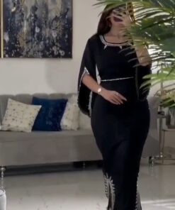 فستان لون اسود ميد