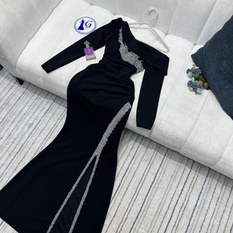 ⁦فساتين سهرة لون أسود⁩ - الصورة ⁦4⁩