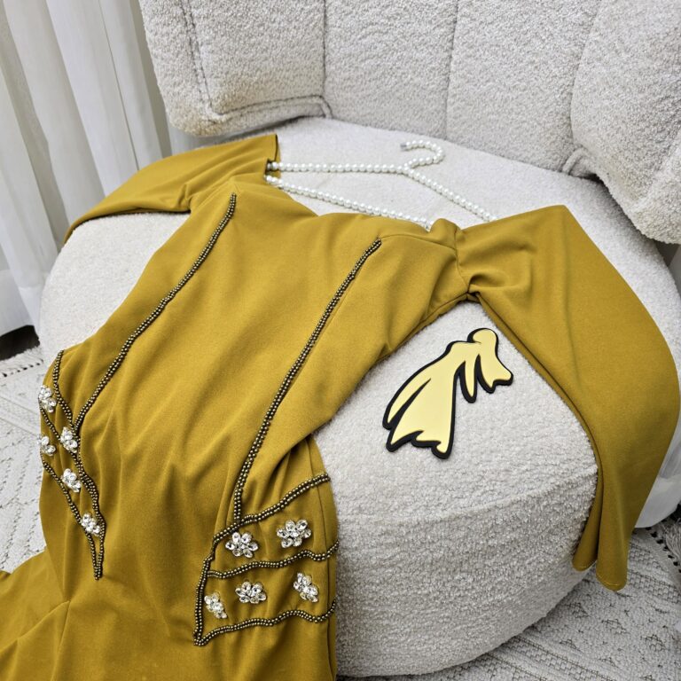 ⁦فستان سهرة كريب⁩ - الصورة ⁦3⁩