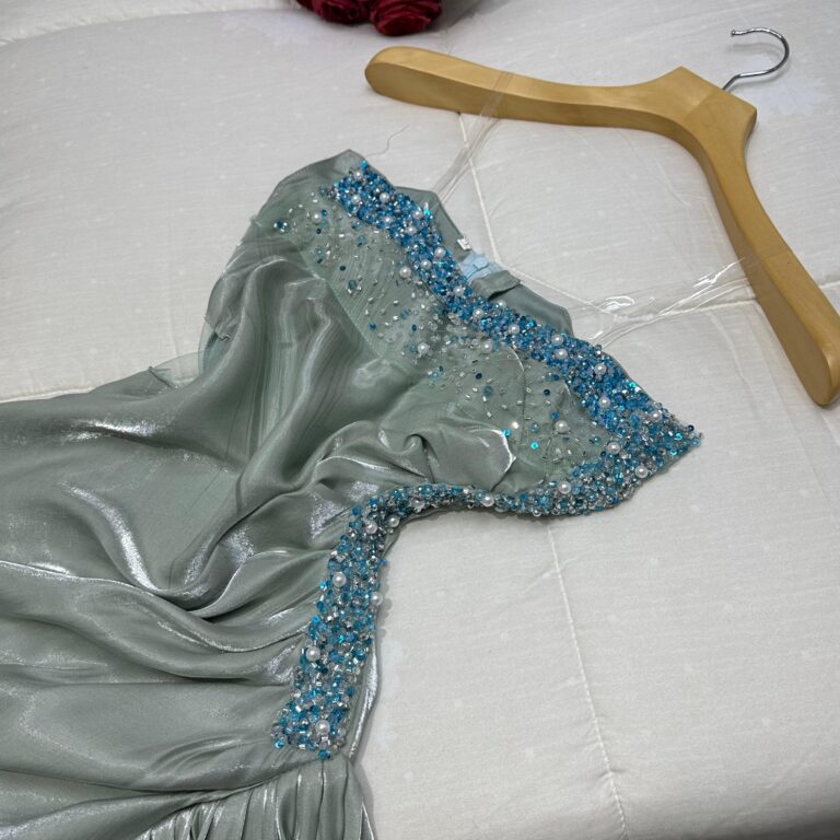 ⁦فستان سهرة فخم وانيق⁩ - الصورة ⁦5⁩