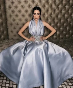 فستان سهرة لون رصاصي