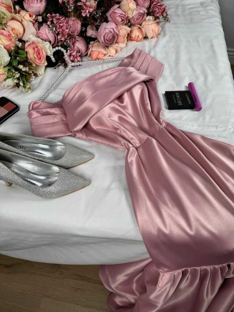 ⁦فستان سهرة لون لحمي⁩ - الصورة ⁦4⁩