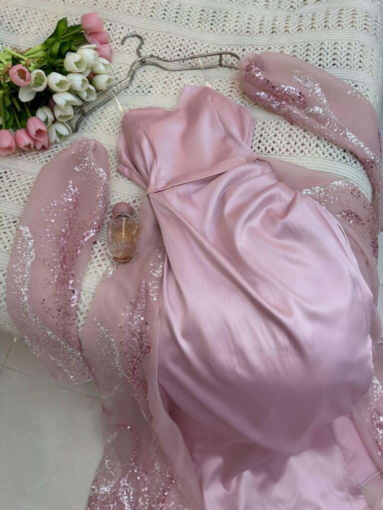 ⁦فستان سهرة لون بنكي⁩ - الصورة ⁦4⁩