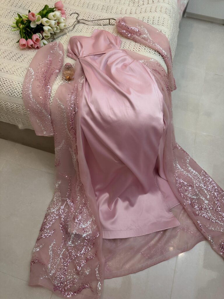 ⁦فستان سهرة لون بنكي⁩ - الصورة ⁦3⁩