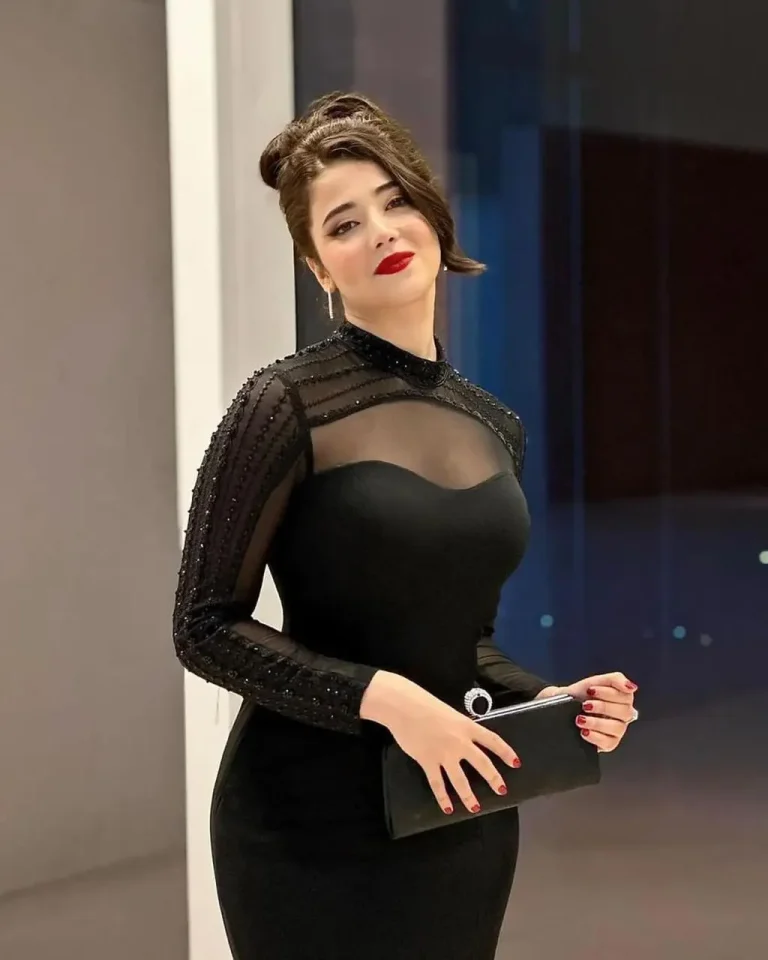 فستان سهرة لون أسود