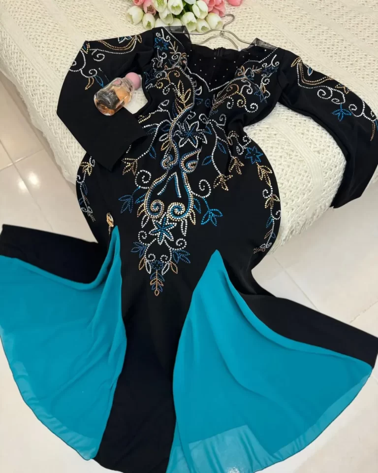 ⁦فساتين سهرة لون أسود⁩ - الصورة ⁦3⁩