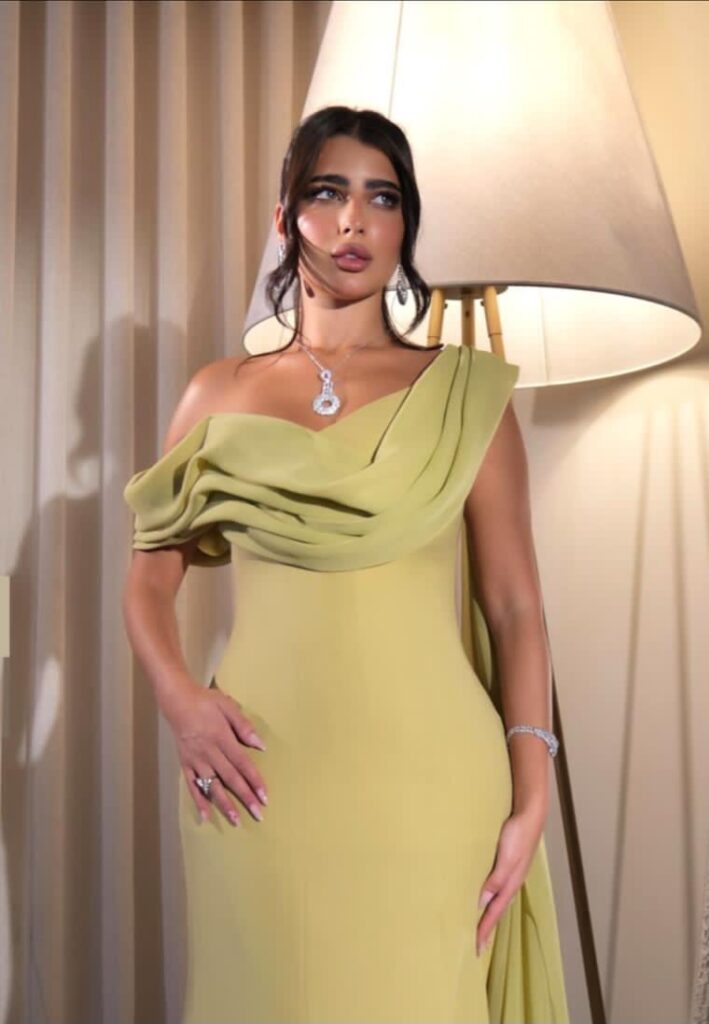 ⁦فستان سهرة لون ليموني⁩ - الصورة ⁦5⁩