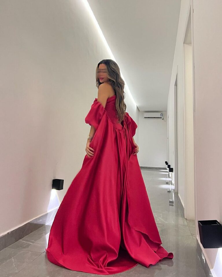 ⁦فساتين سهرة لون أحمر فخمة⁩ - الصورة ⁦2⁩