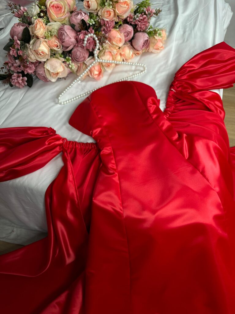 ⁦فساتين سهرة لون أحمر فخمة⁩ - الصورة ⁦4⁩