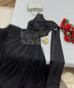 فسان اسود طويل