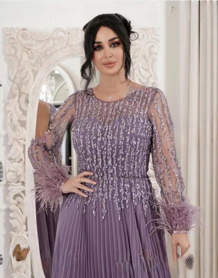 ⁦فستان مشاهير لون موف⁩ - الصورة ⁦4⁩
