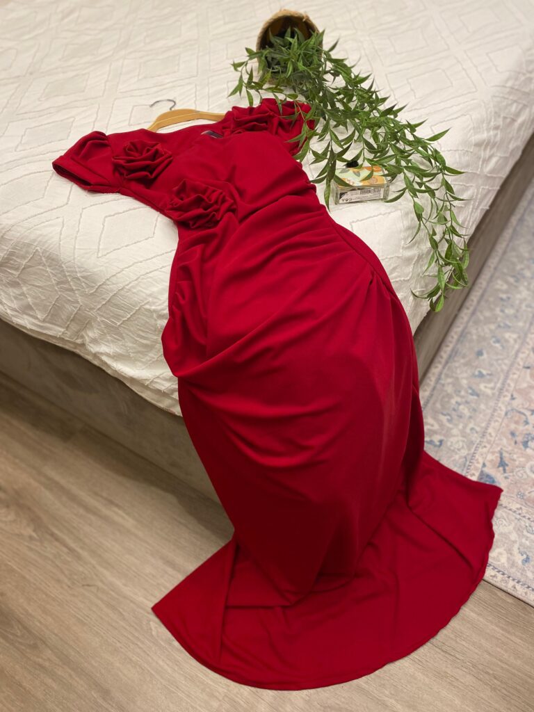 ⁦فساتين سهرة لون أحمر⁩ - الصورة ⁦3⁩