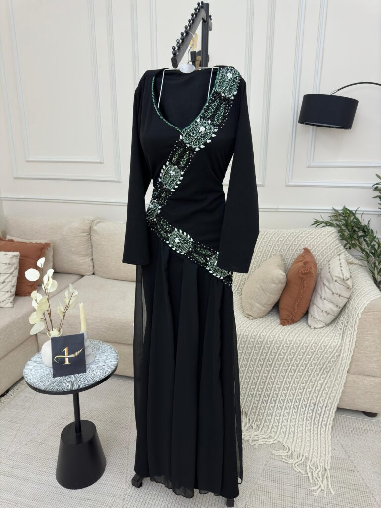 ⁦فساتين سهرة لون أسود⁩ - الصورة ⁦5⁩