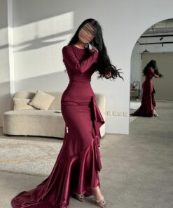 فستان سهرة لون عنابي
