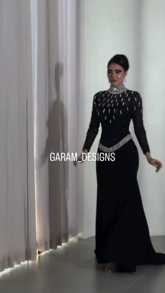 ⁦فستان سهرة لون اسود فخم⁩ - الصورة ⁦7⁩