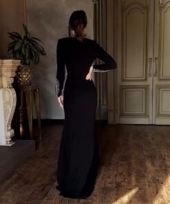 Alternative view of فساتين سهرة لون اسود طويلة