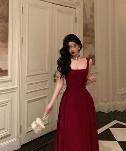 فستان سهرة لون احمر