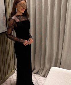 فستان أسود جميل