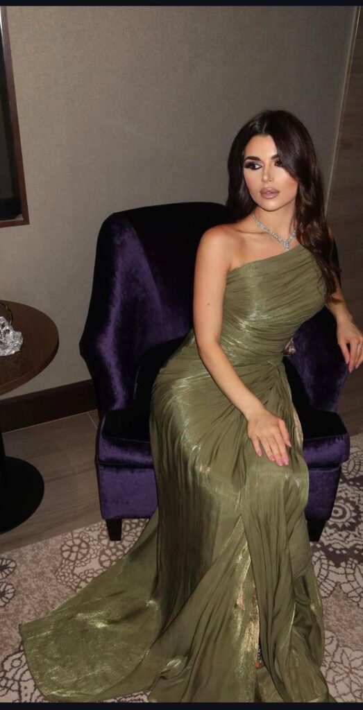 ⁦فساتين سهرة لون زيتي⁩ - الصورة ⁦6⁩