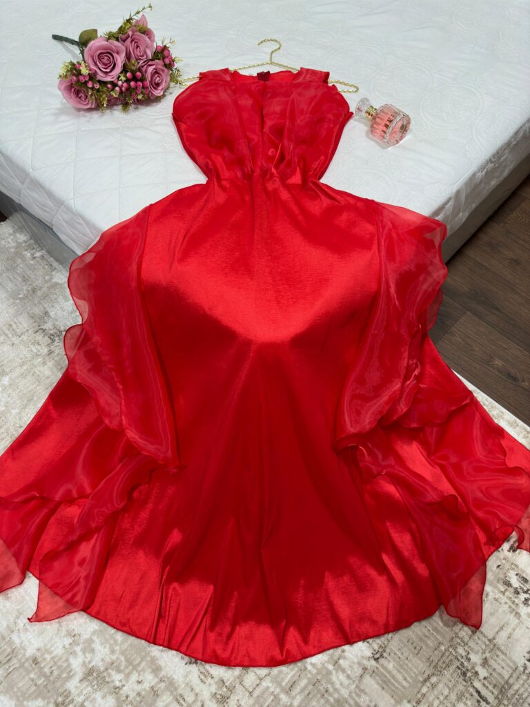 ⁦فساتين بنات سن محير⁩ - الصورة ⁦3⁩