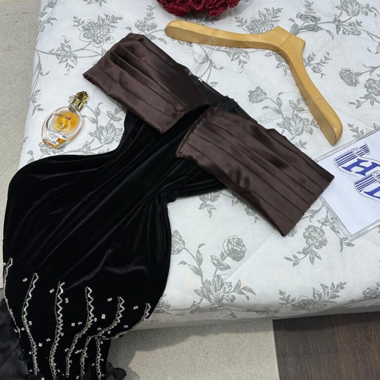 ⁦فساتين سهرة مخمل⁩ - الصورة ⁦3⁩
