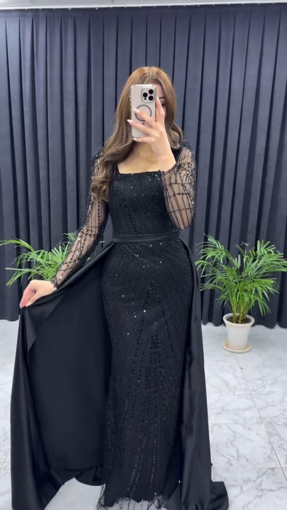 ⁦فساتين بذيل طويل⁩ - الصورة ⁦2⁩