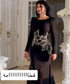 فستان باللون الأسود