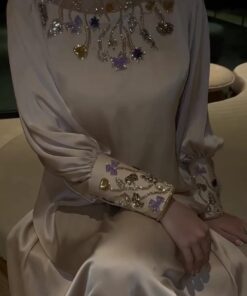 جلابية مناسبة