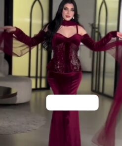 فستان سهرة قطيفه