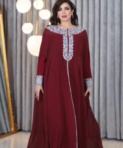 فساتين سهرة بألوان جميلة