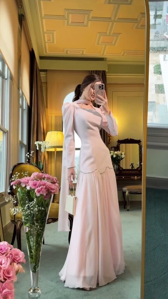فساتين سهرة طويلة