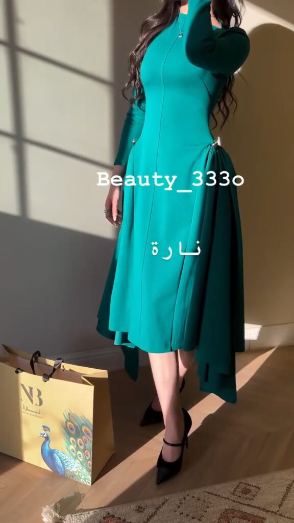 ⁦فستان سهرة ميد⁩ - الصورة ⁦3⁩
