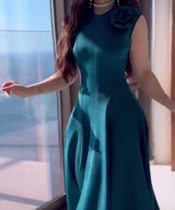فستان جميل وأنيق