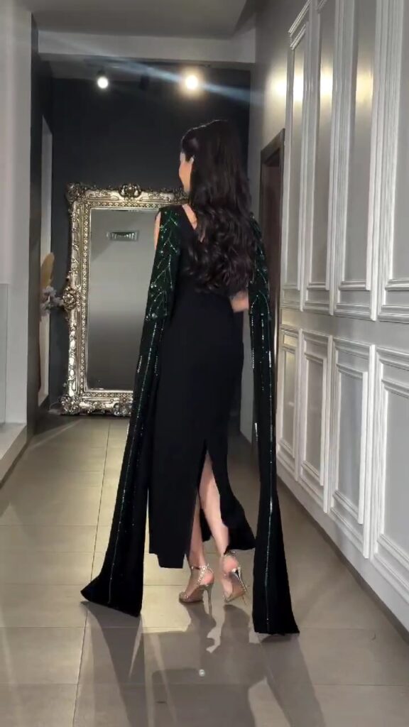 ⁦فستان سهرة لون اسود⁩ - الصورة ⁦5⁩