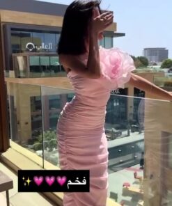 فستان سهرة ناعم