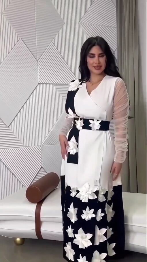 فساتين سهرة لون أبيض