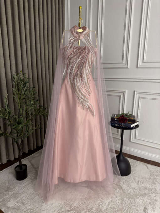 ⁦فستان سهرة فخم وانيق⁩ - الصورة ⁦4⁩