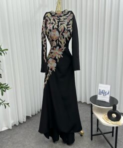 Alternative view of فستان سهرة لون اسود تتطريز فخم