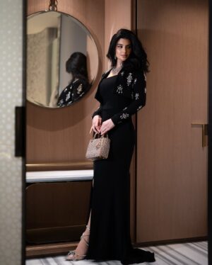 فستان سهرة لون أسود