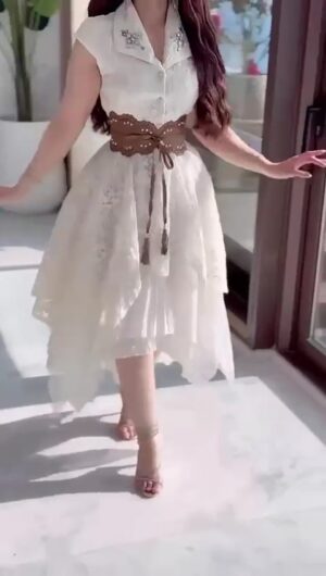 ⁦فستان سهرة لون سكري⁩ - الصورة ⁦3⁩