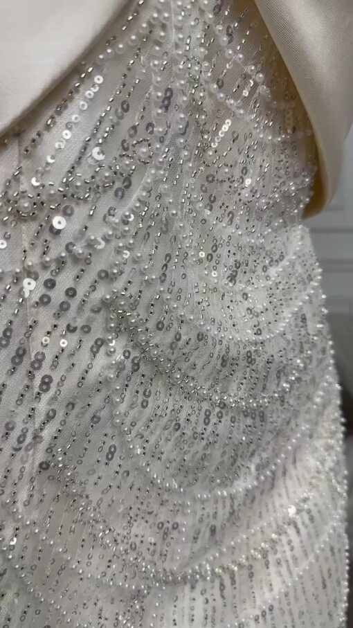 ⁦فساتين سهرة بذيل طويل⁩ - الصورة ⁦2⁩
