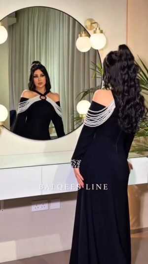 ⁦فستان سهرة لون اسود⁩ - الصورة ⁦2⁩