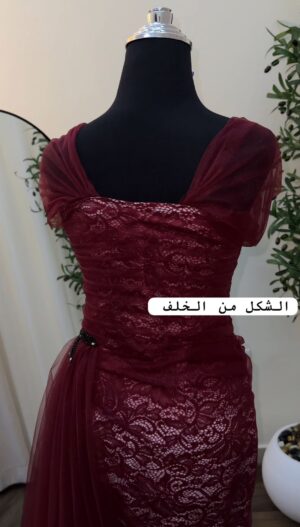 ⁦فستان أناقة ملكية عنابي إطلالة رائعة⁩ - الصورة ⁦3⁩