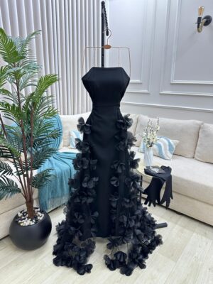 ⁦فستان سهرة لون أسود⁩ - الصورة ⁦2⁩