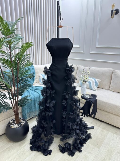 ⁦فستان سهرة لون أسود⁩ - الصورة ⁦2⁩